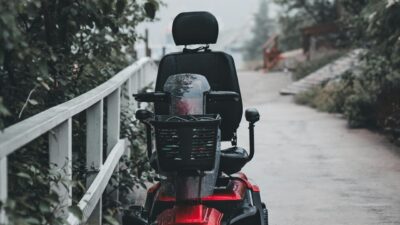 Welke regels gelden voor het rijden in een scootmobiel