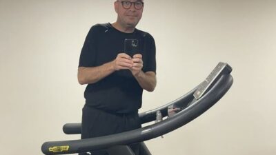 De partner van radio-dj sven ornelis